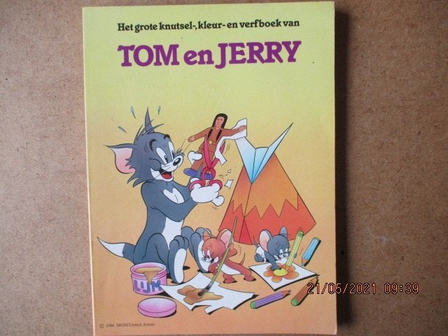 adv2483 tom en jerry, Eén stripboek, Ophalen, Gelezen
