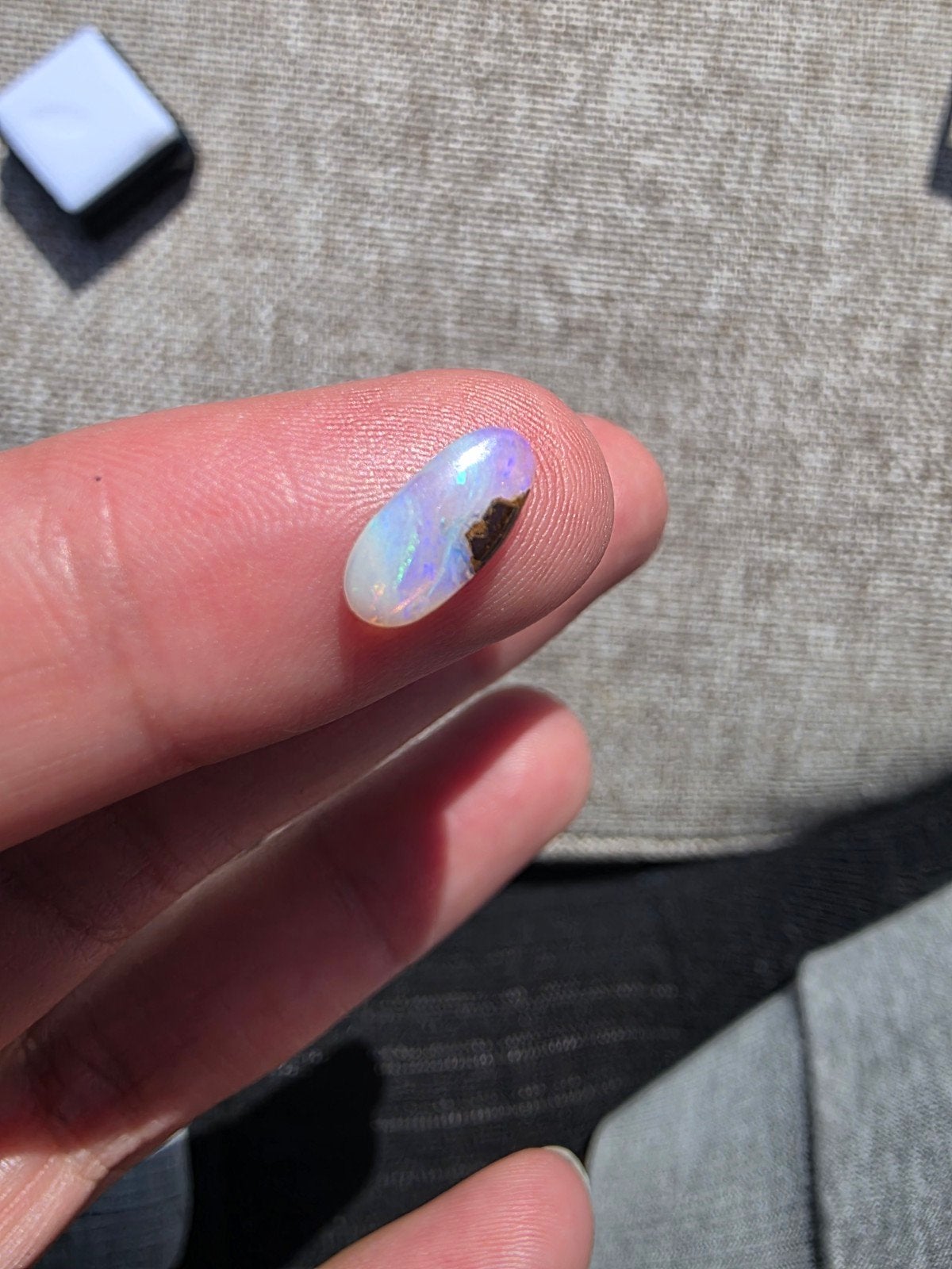 Lichte boulder opaal cabochon – 0,70 ct, Ophalen of Verzenden
