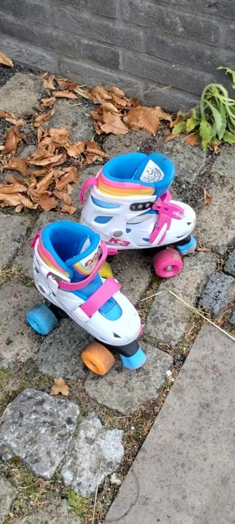 K3 Verstelbare Studio 100 rolschaatsen maat 31-34, Kinderen en Baby's, Speelgoed | Buiten | Rolschaatsen, Ophalen of Verzenden