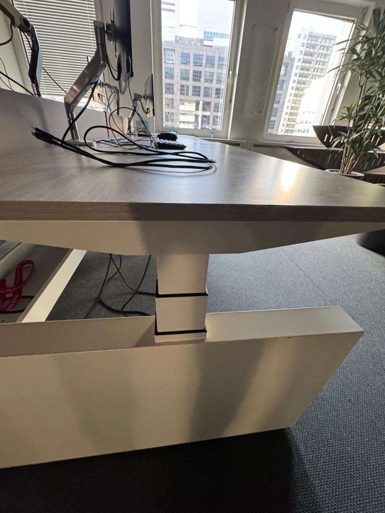 Ahrend Elektrisch zit sta duo bureau t/m 130cm!!! Actie!, Zit-sta bureau, 160 cm, Kofferen 60, 5492 BP Sint-Oedenrode, Ophalen of Verzenden