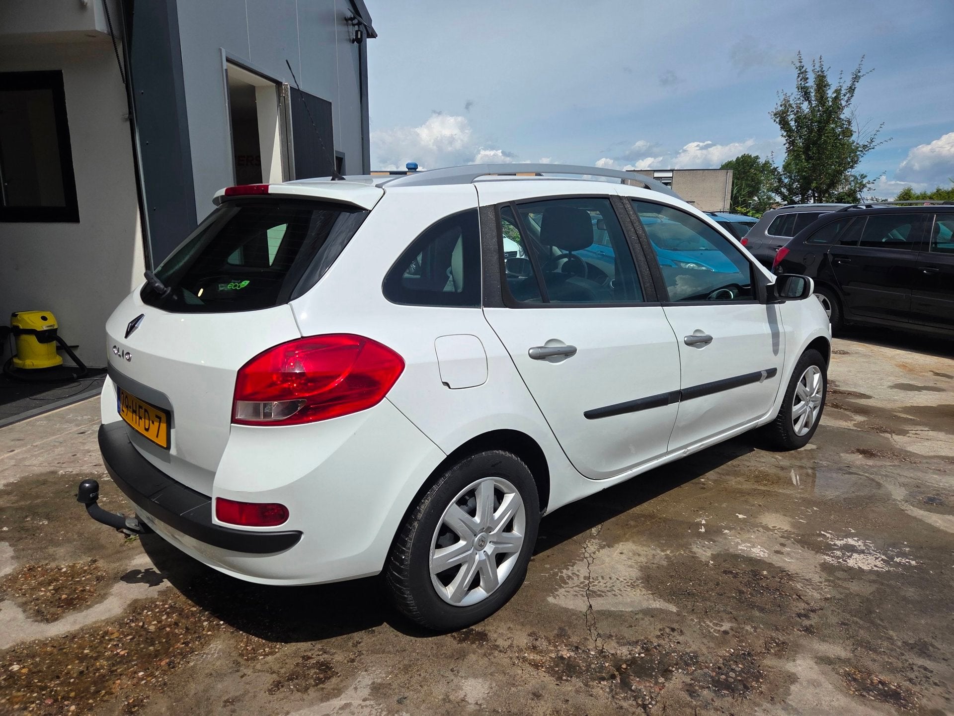 Renault Clio Estate 1.2 TCE Dynamique, Voorwielaandrijving, Gebruikt, Zwart, 4 cilinders