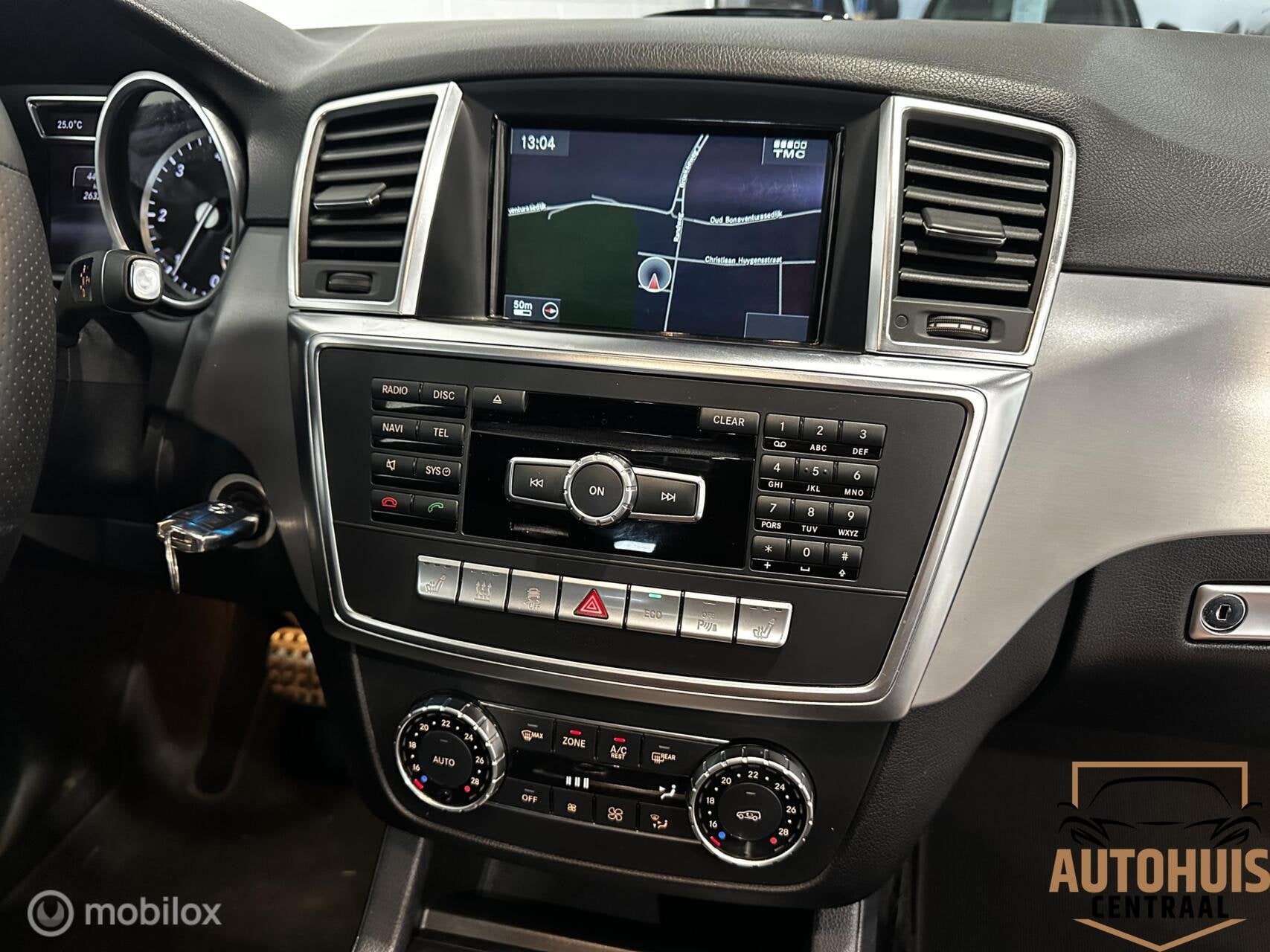 Foto 14 van Mercedes M-klasse 350 BlueTEC 4-Matic*NwAPK*