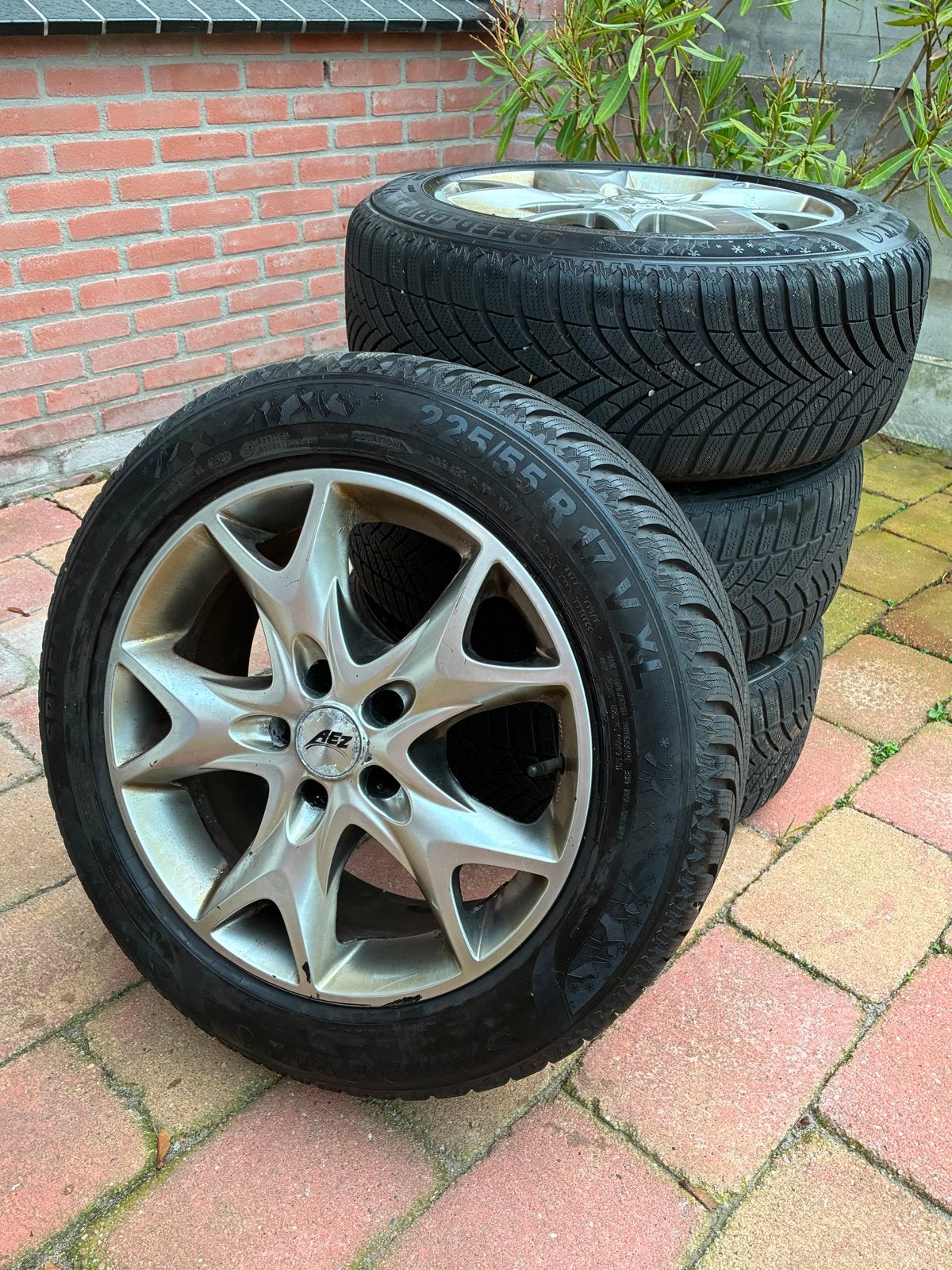 Winterbanden met 17 inch AEZ velgen, Auto-onderdelen, Banden en Velgen, Ophalen, Gebruikt, Banden en Velgen, 17 inch