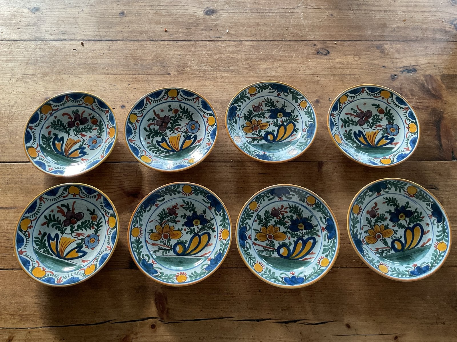 Set van 8 handgeschilderde decoratieve borden, Antiek en Kunst, Ophalen of Verzenden