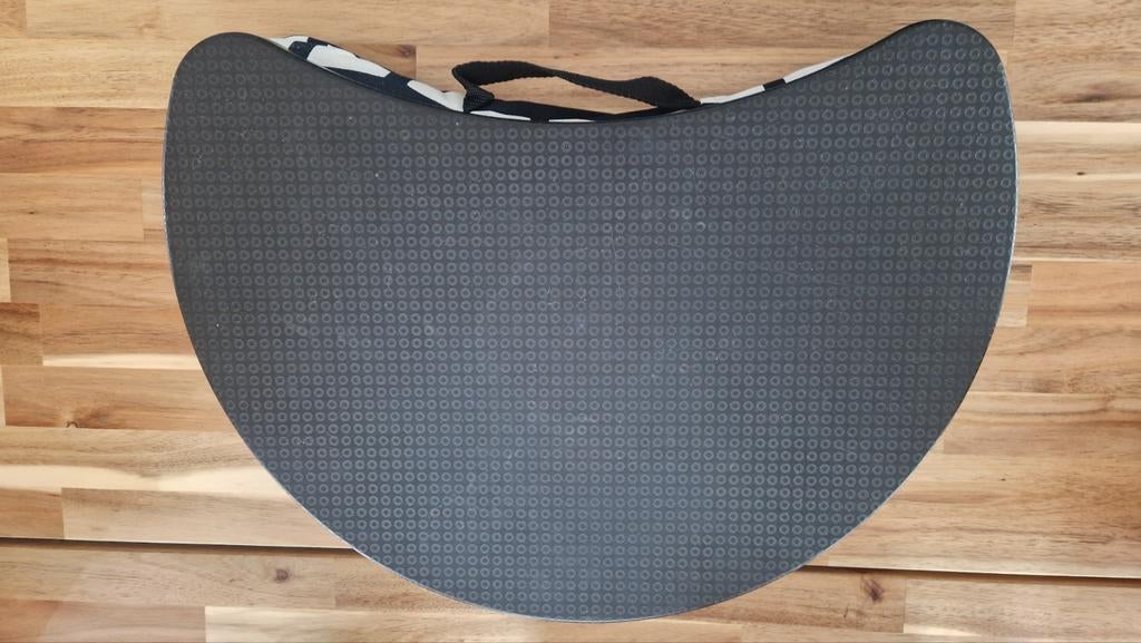 Laptopkussen / schoottafel IKEA, Ophalen of Verzenden, Zo goed als nieuw, Zwart, Cilindervormig