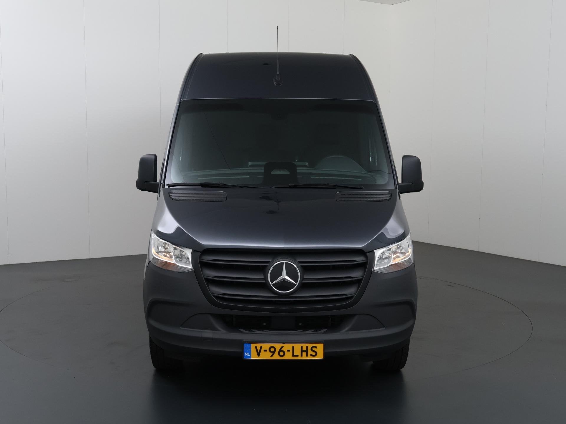 Mercedes-Benz eSprinter 314 | 81 KWH | L2 H2 | PRO TREKHAAK, Auto's, Automaat, 81 kWh, Gebruikt, Zwart