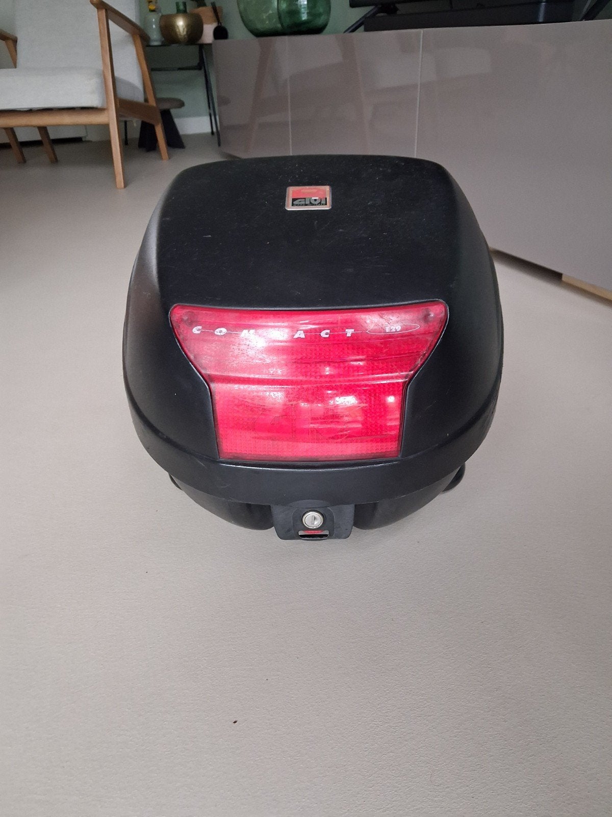 Topkoffer helmkoffer kofferbak scooter Givi, Verzenden, Overige typen, Overige merken