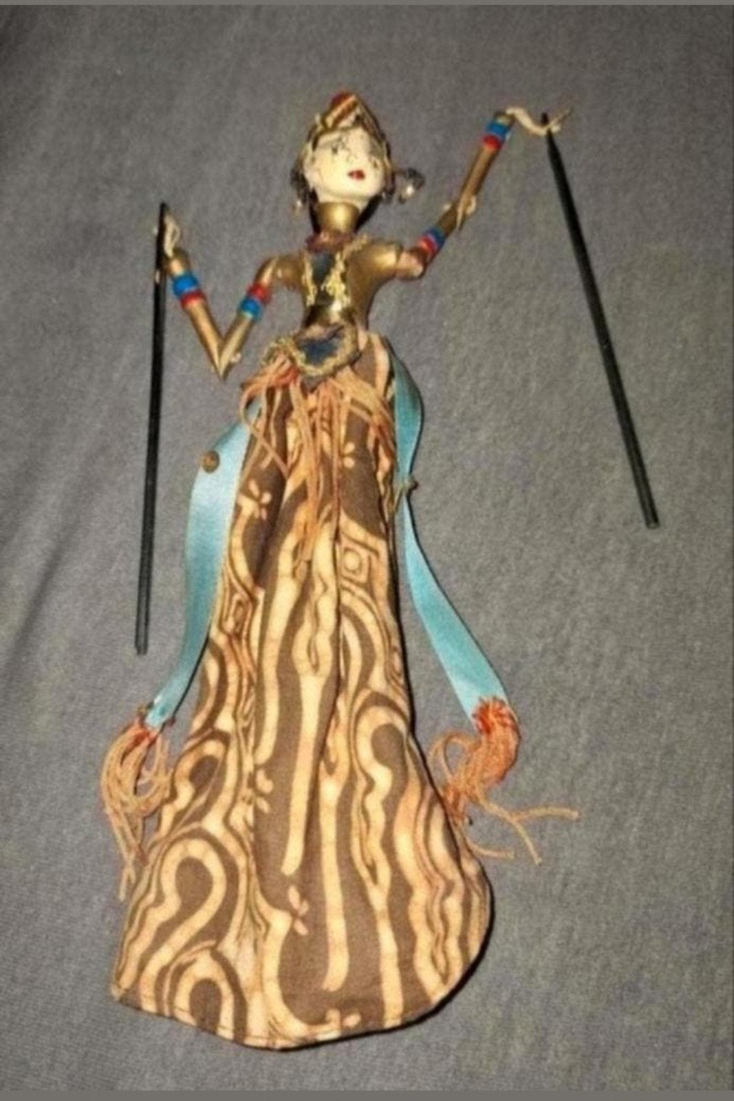 Vintage Indonesische Wayang Golek pop - Handgemaakt, Antiek en Kunst, Ophalen of Verzenden