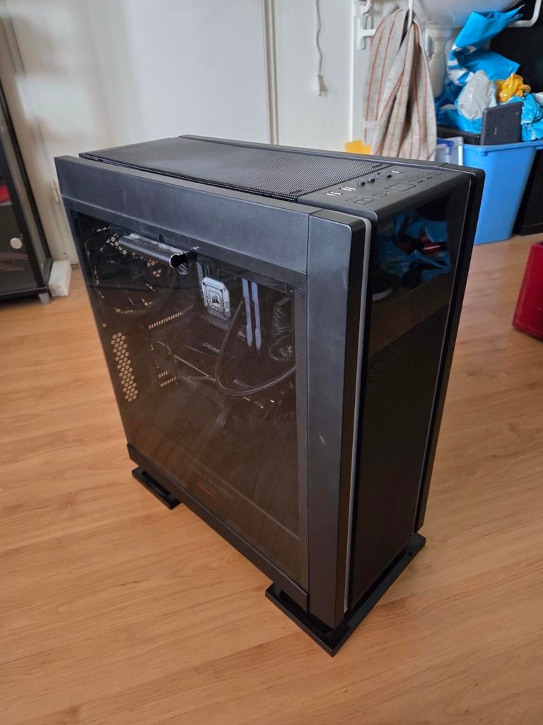 Game PC - (RTX 2070 Super, Ryzen 9 3900X, 32 GB Ram), Ophalen, Gebruikt, Enermax, Virtual Reality