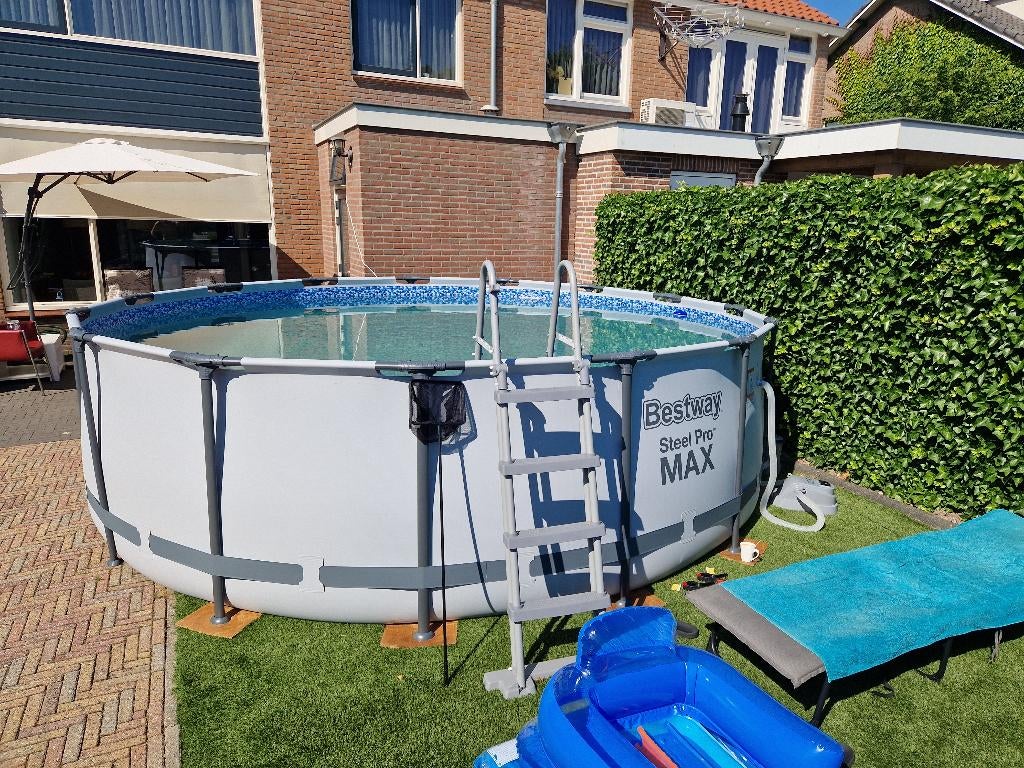 Zwembad Diameter 4.57 mtr Hoogte 1.22, Tuin en Terras, Zwembaden, Rond, 300 cm of meer, Zo goed als nieuw, Ophalen
