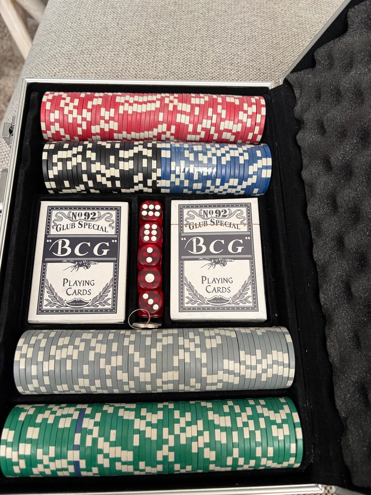 Complete Pokerset in Aluminium Koffer - Ideaal voor Thuis, Vijf spelers of meer, Ophalen, Nieuw