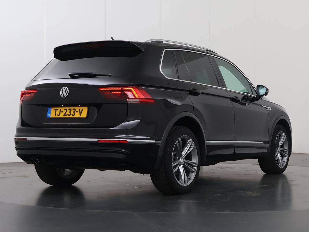 Volkswagen Tiguan 1.4 TSI 4Motion Highline R | R-Line | Pano, Auto's, Volkswagen, Automaat, Gebruikt, 4 cilinders, Zwart