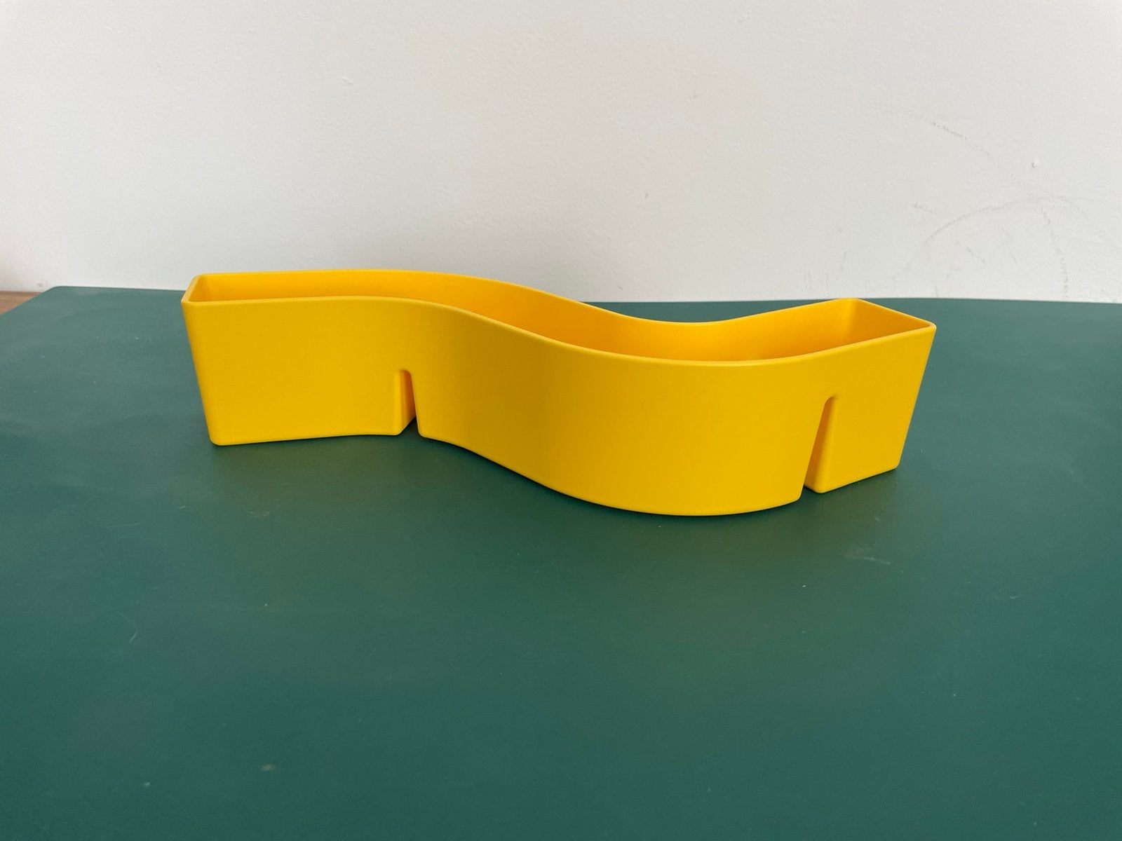 Vitra S-tidy pennenbak nieuw geel, Ophalen of Verzenden, Nieuw