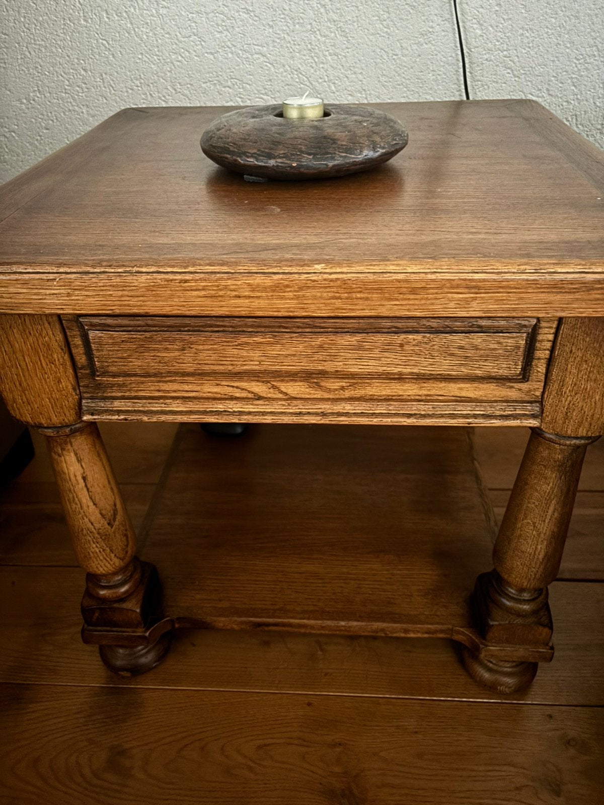 Eiken bijzet tafel, Ophalen