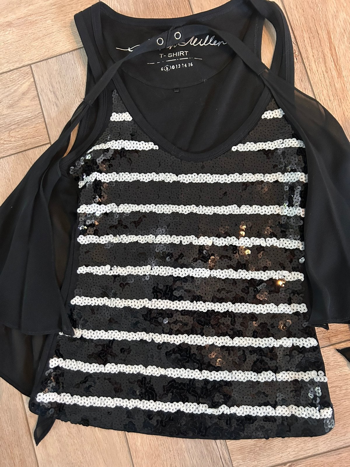 Topje met pailletten Karen Millen, Zwart, Ophalen of Verzenden, Zo goed als nieuw, Maat 36 (S)