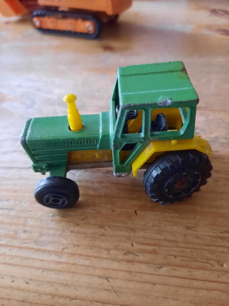 Majorette tractor 1:65 no208, Hobby en Vrije tijd, Modelauto's | 1:87, Ophalen of Verzenden, Gebruikt, Hijskraan, Tractor of Landbouw