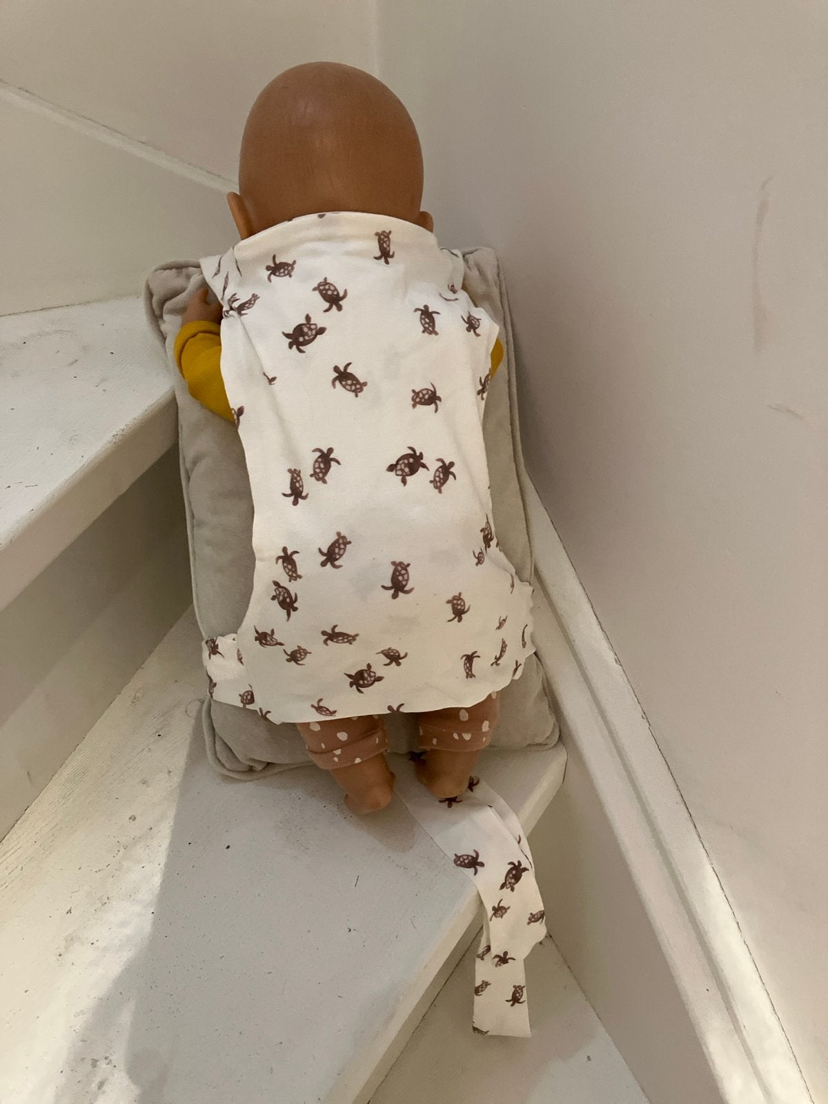 Draagzak voor pop of knuffel met schildpadjes, Ophalen of Verzenden, Zo goed als nieuw, Overige typen