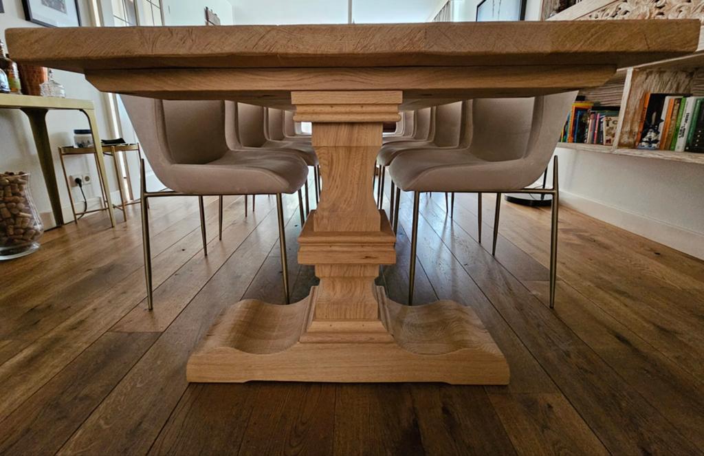 Solid wood table + 8 chairs, Ophalen, Landelijk, Robuust, Modern, Eikenhout, 200 cm of meer