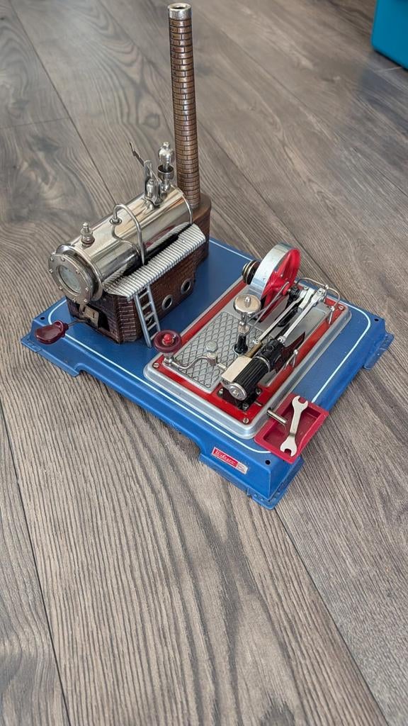 Wilesco stoommachine, Ophalen, Groter dan 1:32