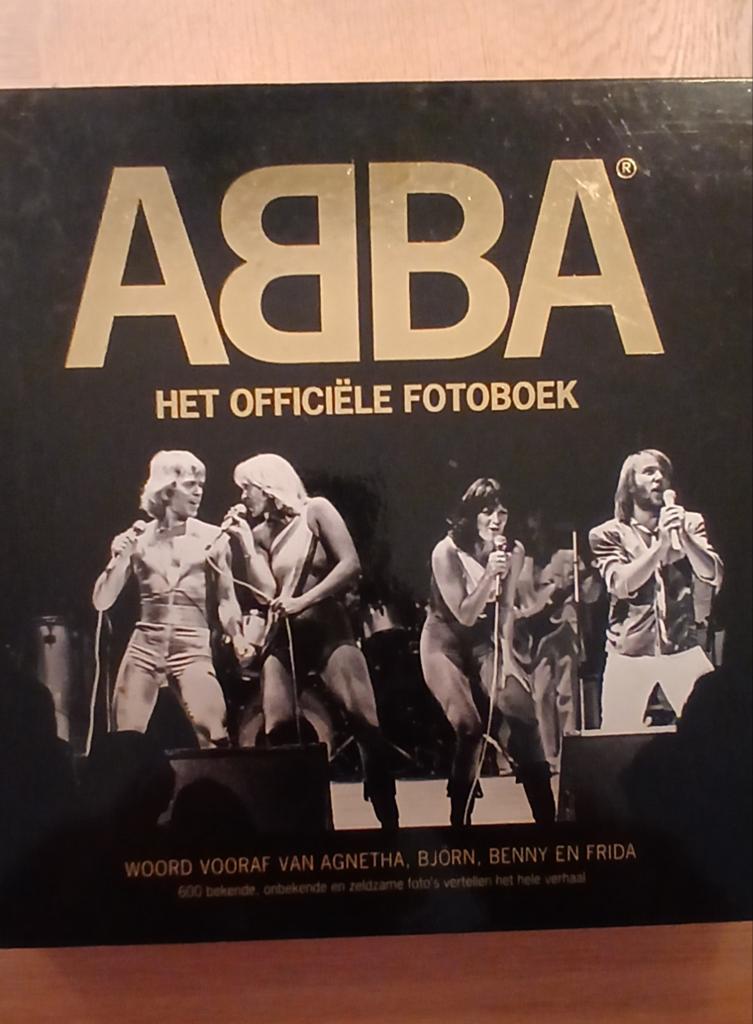 ABBA: Het Officiële Fotoboek, Boeken, Ophalen of Verzenden, Zo goed als nieuw, Artiest, Agnetha, Björn, Benny en Frida (voorwoord)
