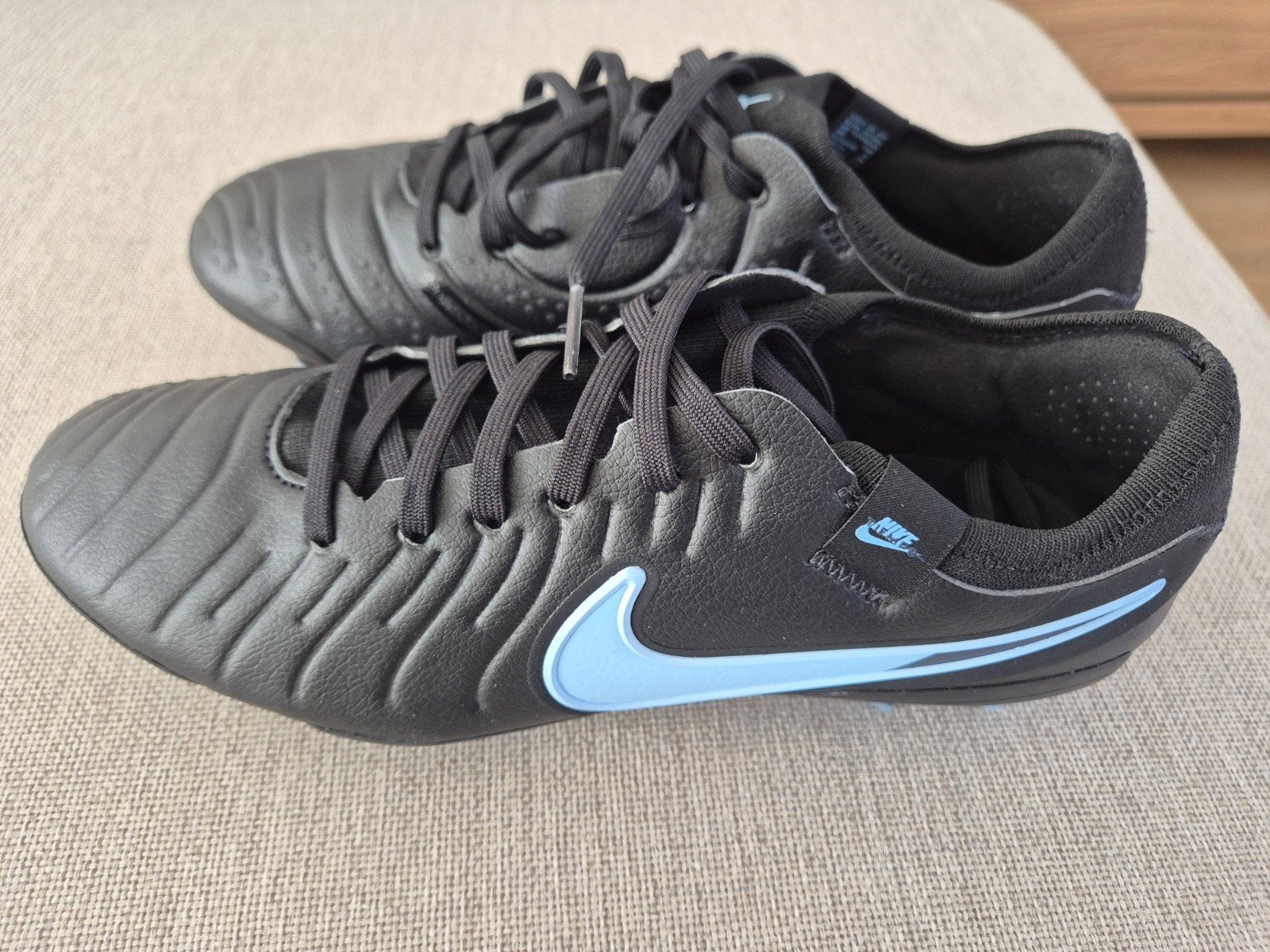 nike voetbalschoenen, Maat XS of kleiner, Ophalen of Verzenden, Nieuw, Schoenen
