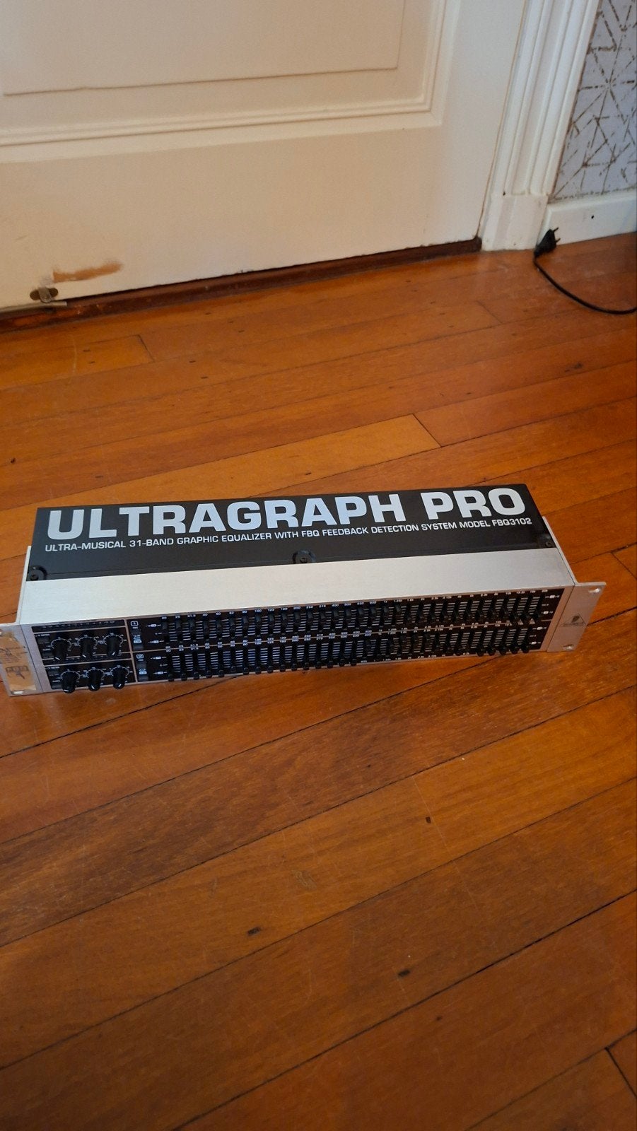 Behringer Ultragraph Pro FBQ3102 Equalizer, Ophalen of Verzenden, Gebruikt, Equalizer