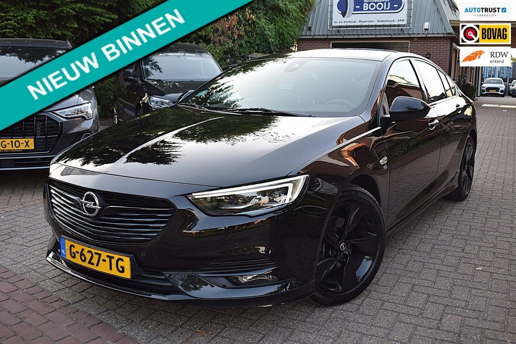 Opel Insignia Grand Sport 1.5 Turbo Exclusive OPC/ADAP CRUIS, Auto's, Opel, Gebruikt, 4 cilinders, 700 kg, Zwart
