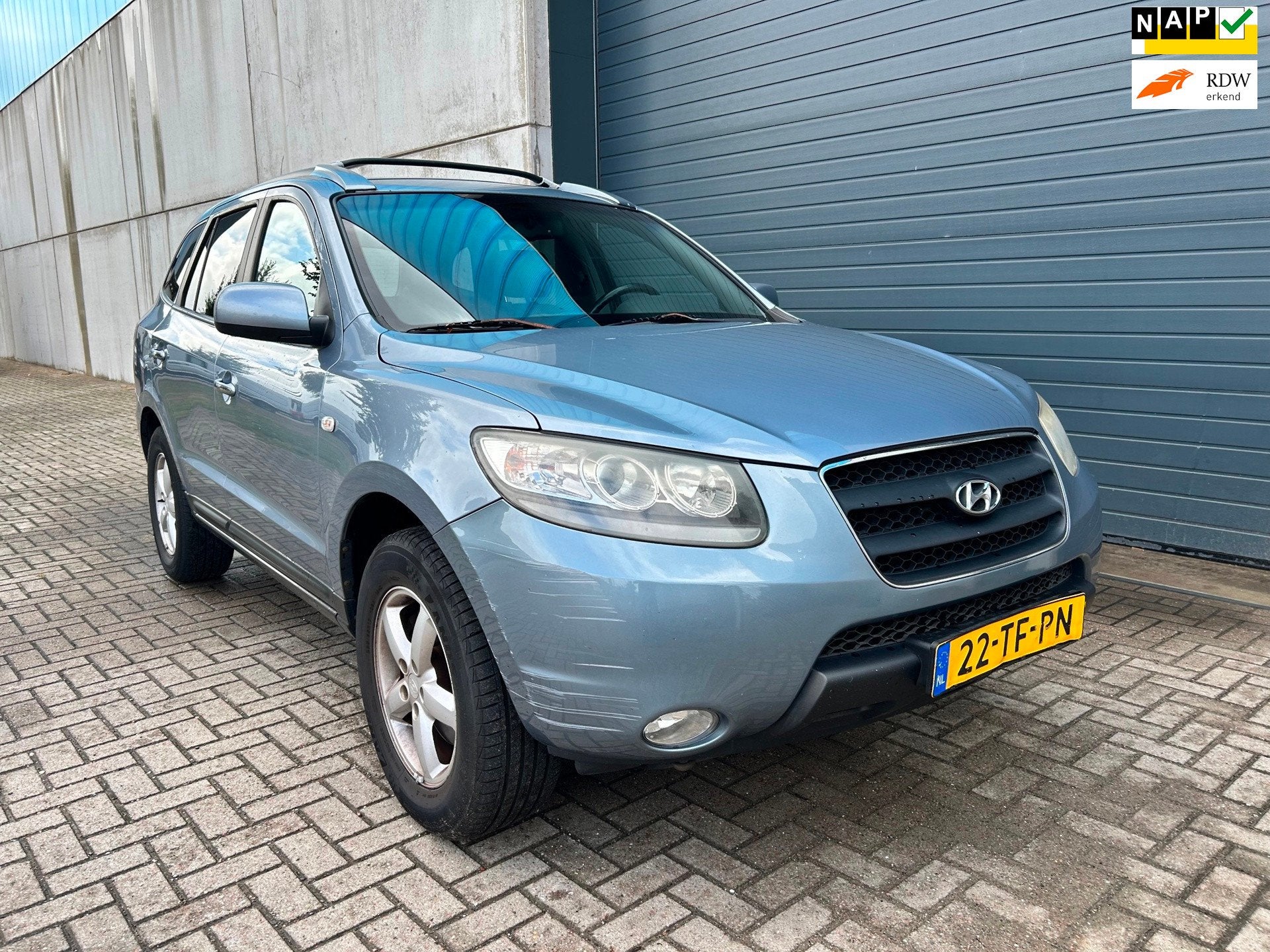 Hyundai Santa Fe 2.7i V6 Style NAVI LEDER CLIMA, Voorwielaandrijving, Santa Fe, Gebruikt, Stoelverwarming