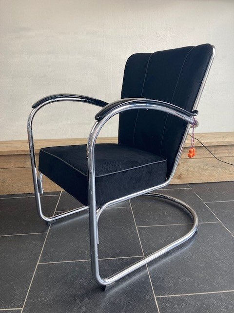 3 Gispen 412 fauteuils, chroom, nieuwe zwarte ribstof, Design, 75 tot 100 cm, Zo goed als nieuw, Stof