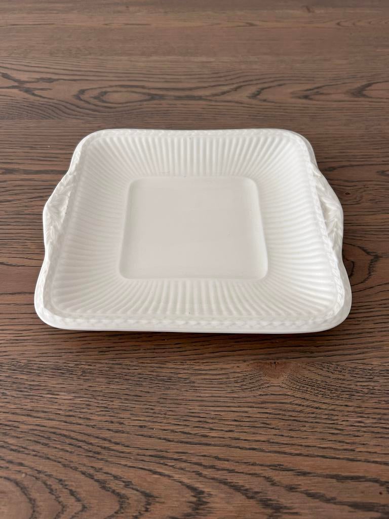 Wedgwood Edme Vierkante Schaal, Ophalen of Verzenden, Wedgwood, Aardewerk, Schaal of Schalen
