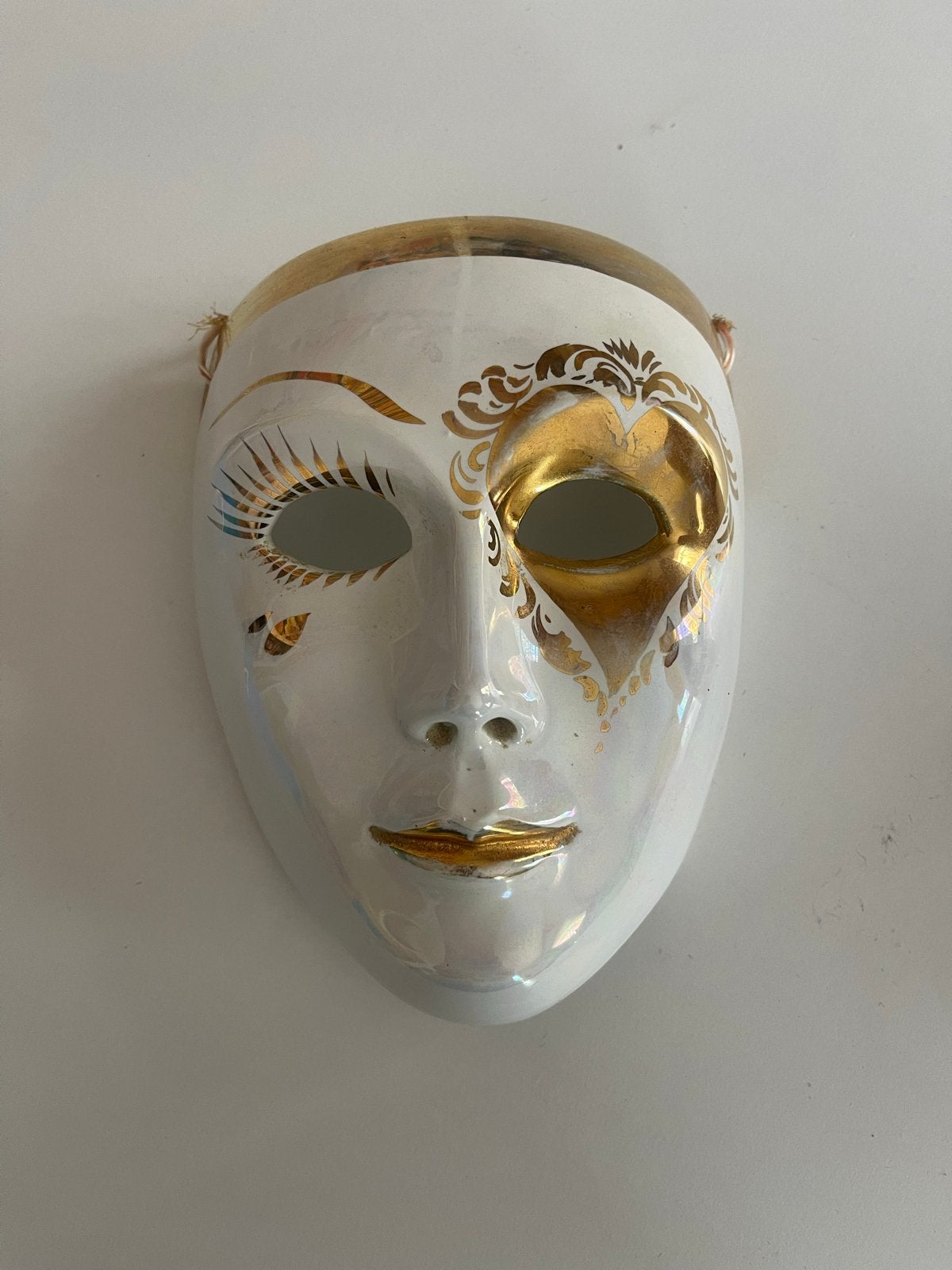 Decoratief Venetiaans Masker - Wit met Goudaccenten, Ophalen of Verzenden
