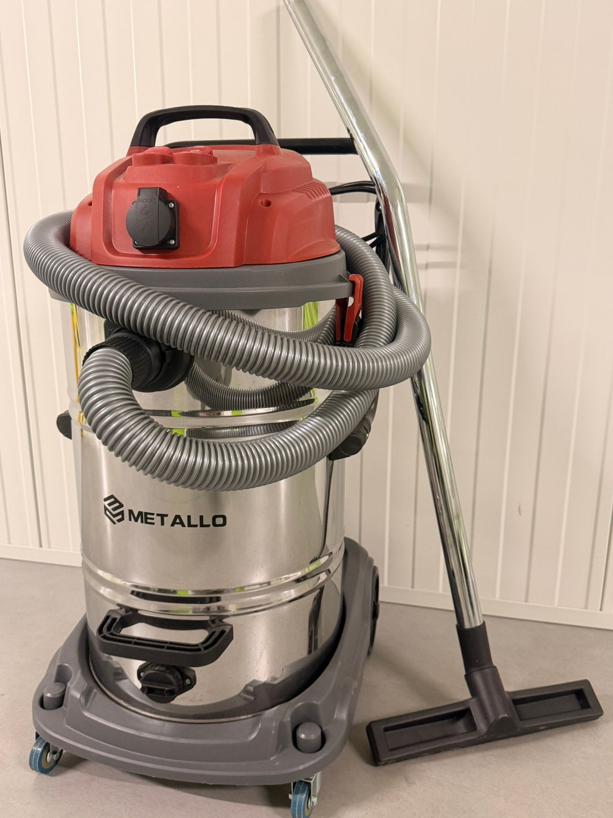 Metallo droog/nat industriële stofzuiger – 2400W – 60L €180, Doe-het-zelf en Verbouw, Reinigingsmachines, Ophalen, Metallo, Nieuw