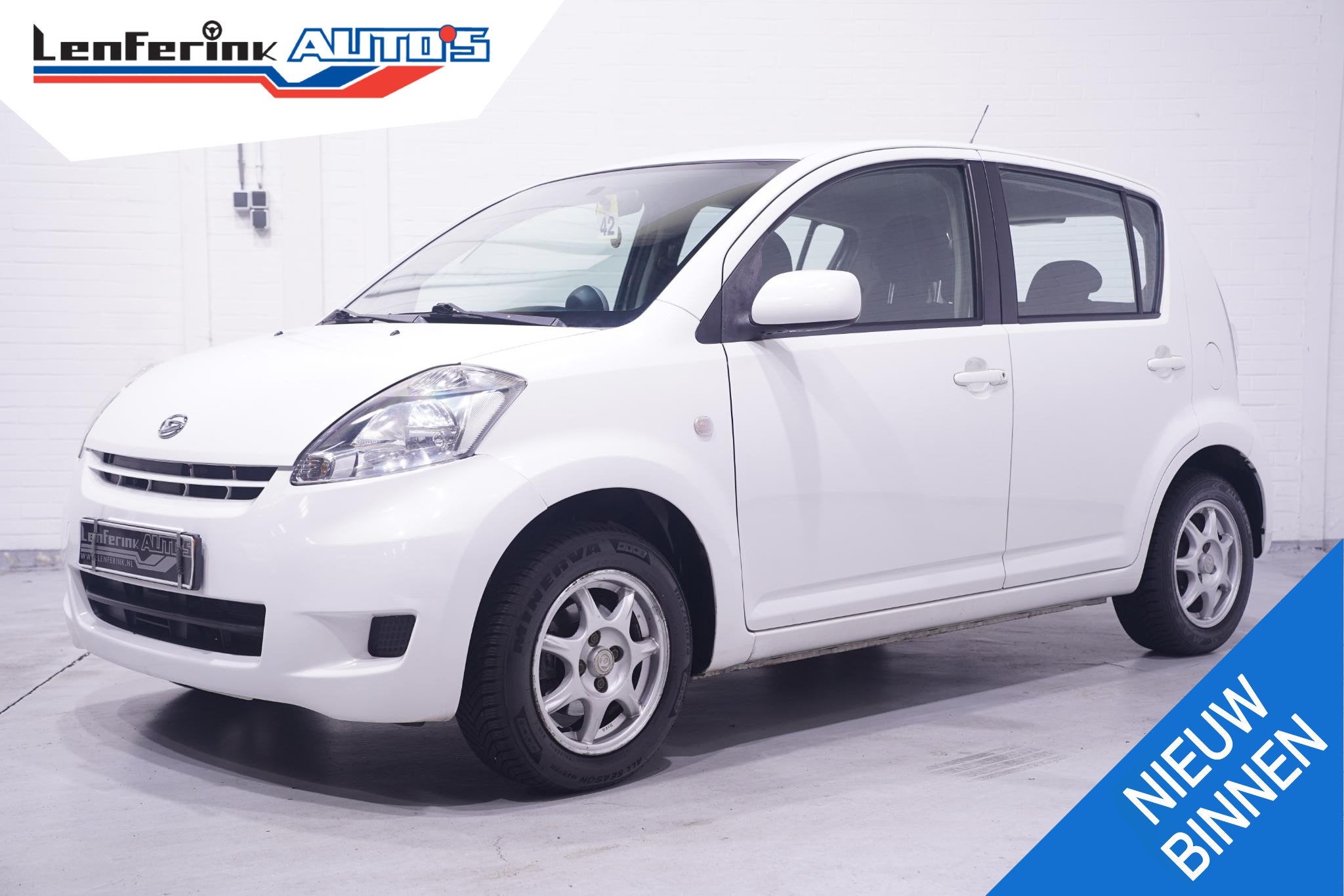 Daihatsu Sirion 2 1.3-16V Comfort Airco, Auto's, Stof, Gebruikt, 31 €/maand, 4 cilinders