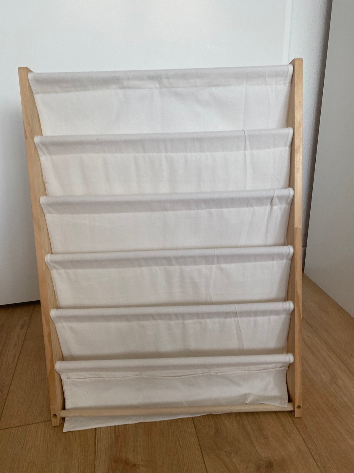 Wooden bookshelf, Ophalen, Zo goed als nieuw