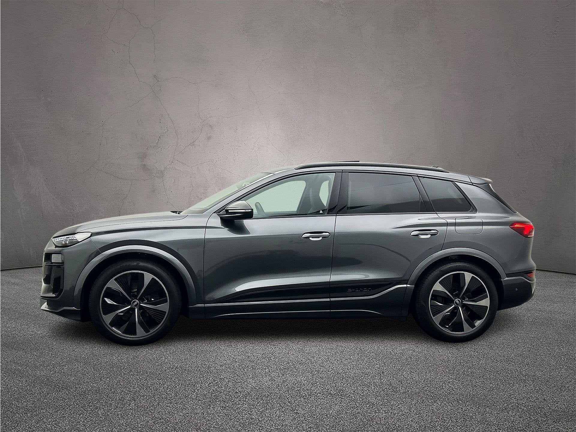 Audi SQ6 e-tron quattro 100 kWh | Pano | Headup | Trekhaak |, Automaat, Gebruikt, 100 kWh, 2325 kg