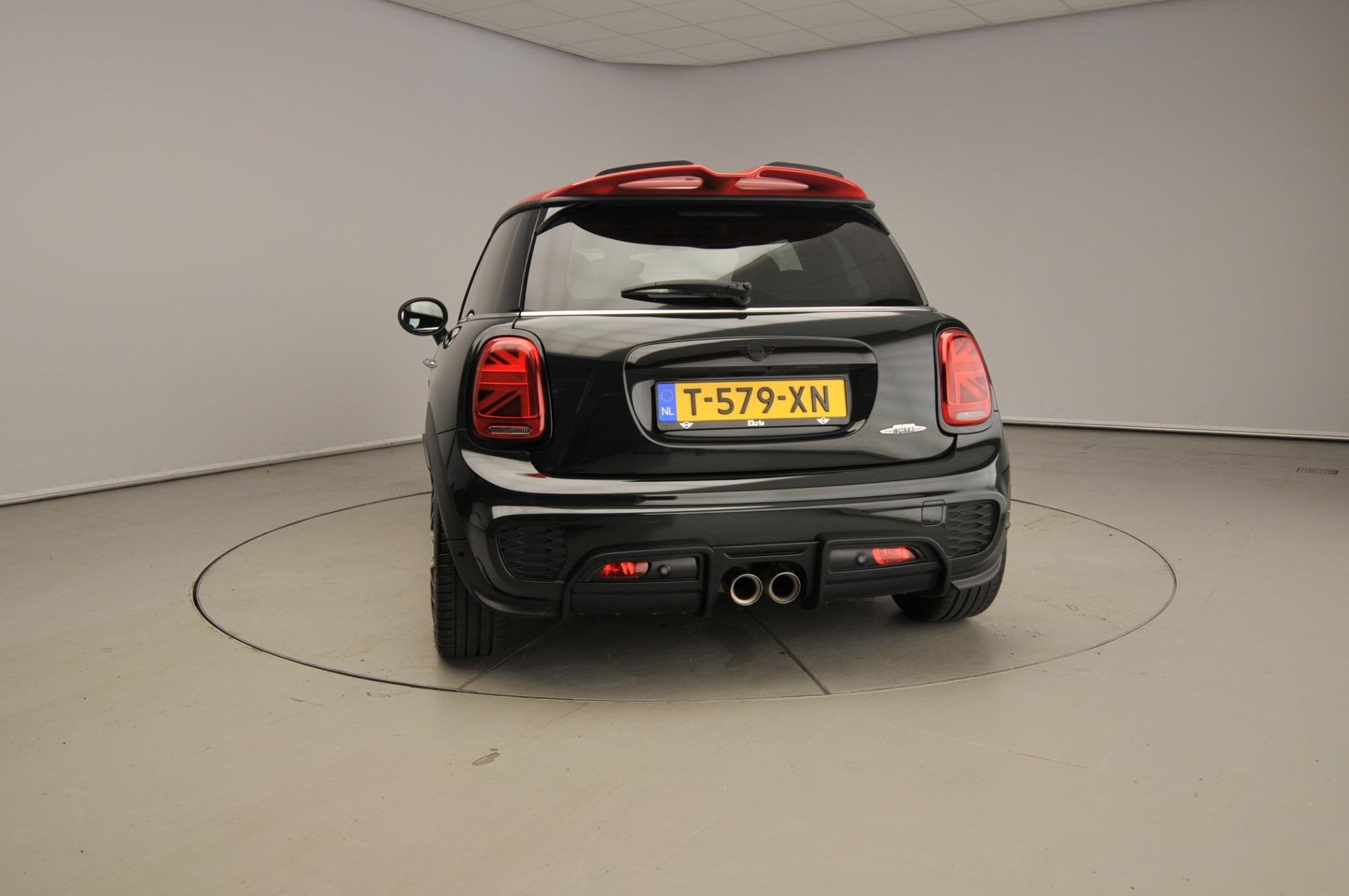 MINI 3-deurs JCW Automaat / JCW Stoelen / Getint Glas / Head, Auto's, Stof, Gebruikt, 4 cilinders, 4 stoelen