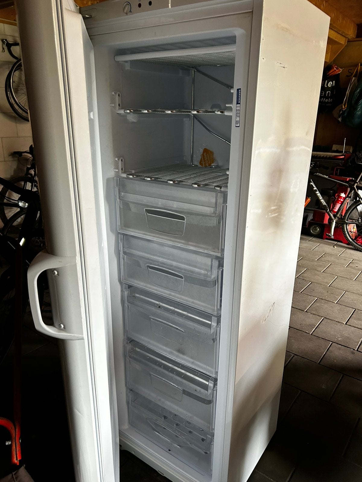 Diepvries kast, Gebruikt, Minder dan 60 cm, 160 cm of meer, Vrijstaand