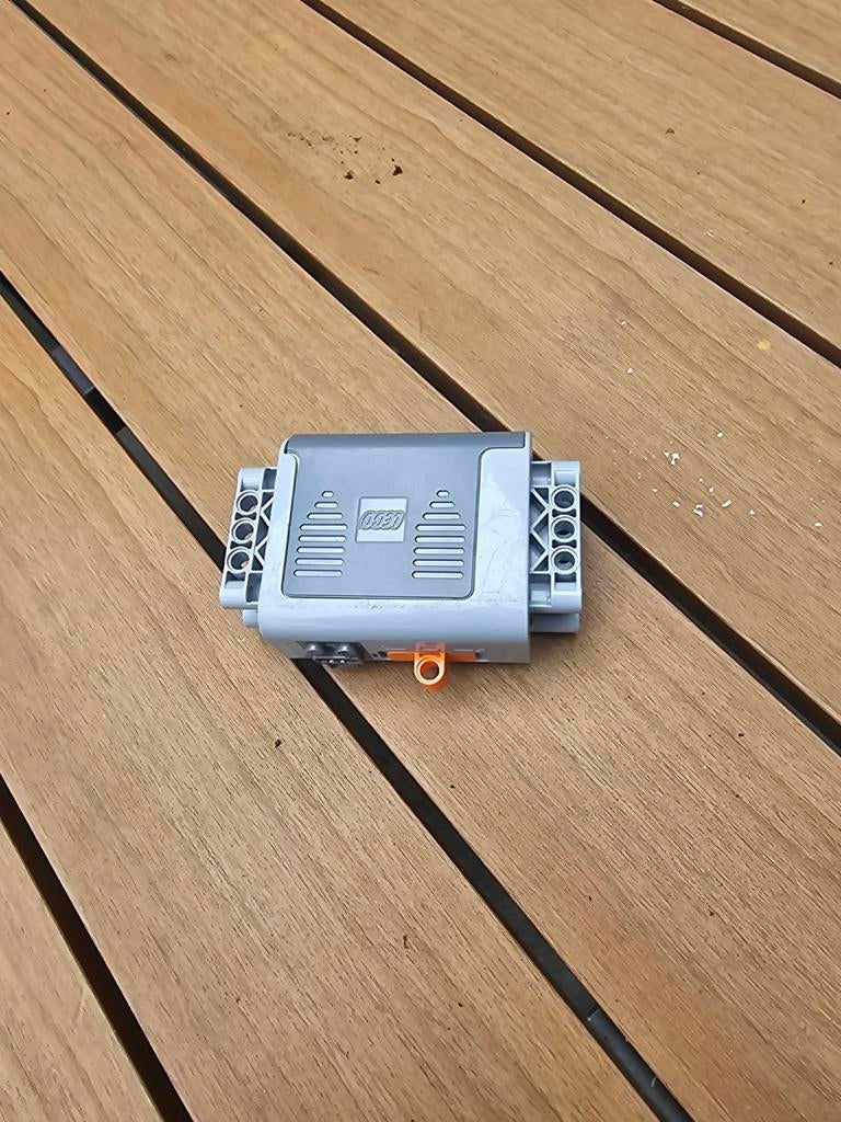 Lego batterijhouder mist een klepje, Ophalen of Verzenden