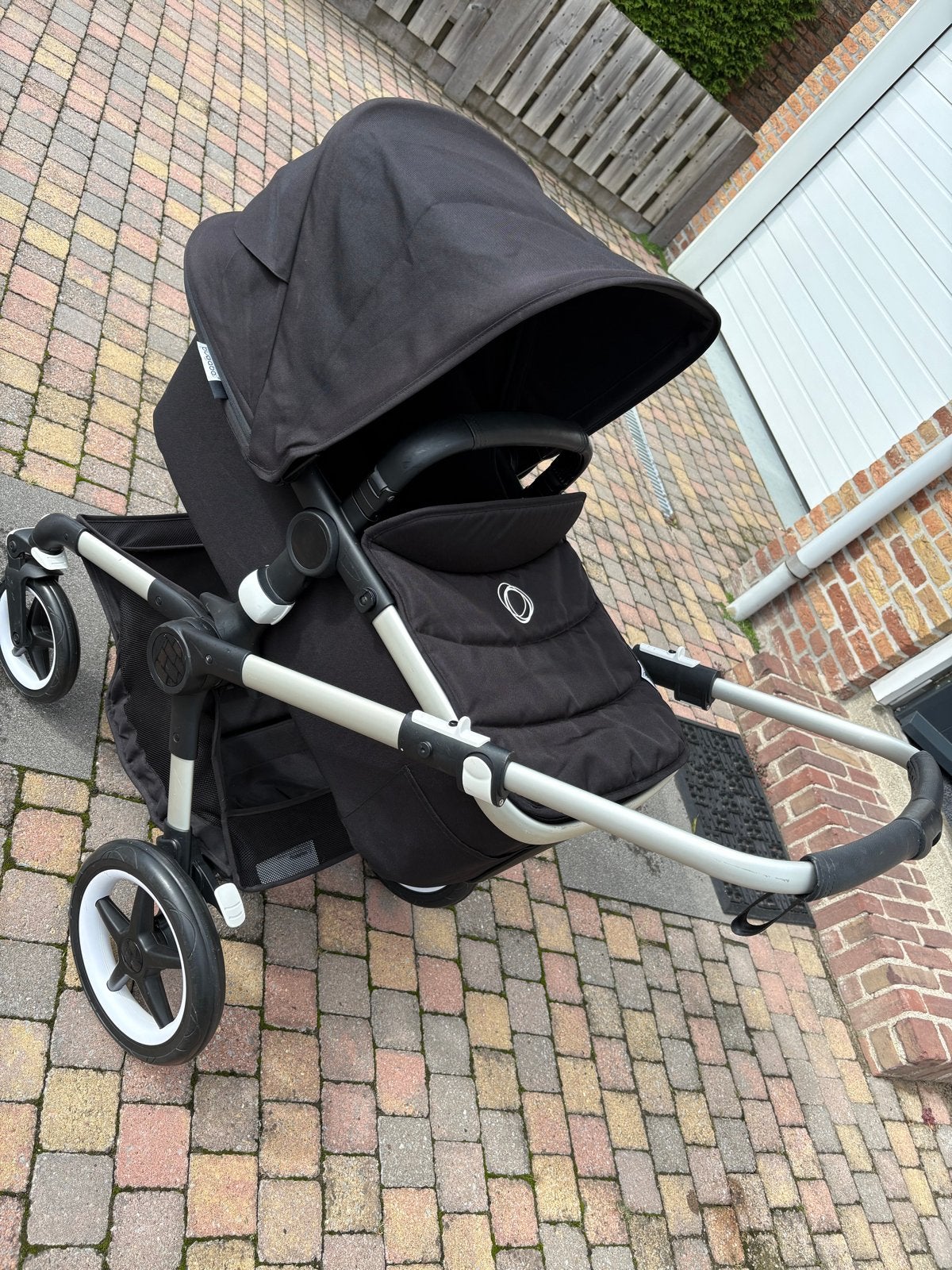 Bugaboo Fox 2 complete kinderwagen met reiswieg, Bugaboo, Ophalen of Verzenden, Zo goed als nieuw, Combiwagen