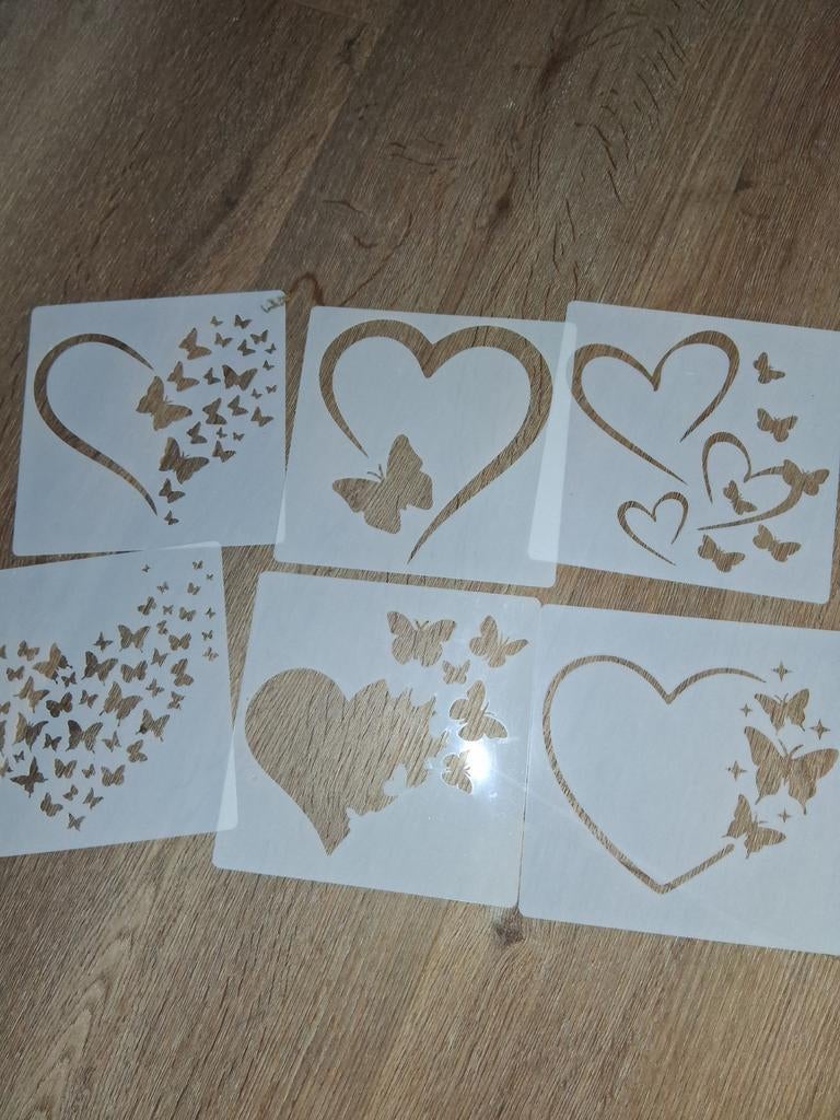 6 Nieuwe Sjablonen Harten & Vlinders 15x15 cm, Nieuw, Kunststof, Herbruikbaar, Transparant