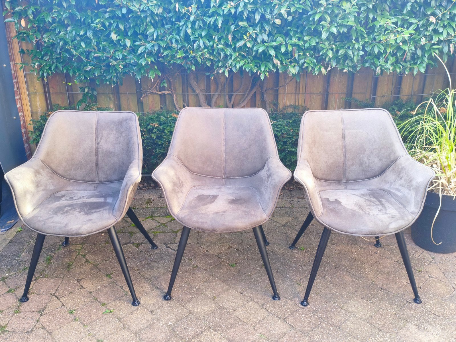 3 zo goed als nieuwe grijze eetkamerstoelen, Huis en Inrichting, Ophalen of Verzenden, Zo goed als nieuw, Grijs