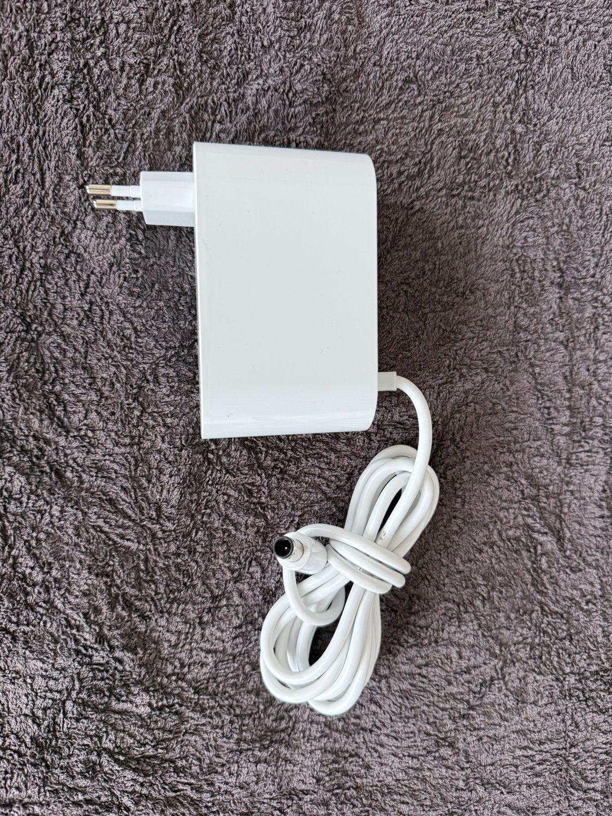 Dyson Adapter 20V - 2,5 A Nieuw, Ophalen of Verzenden, Zo goed als nieuw, Torenventilator