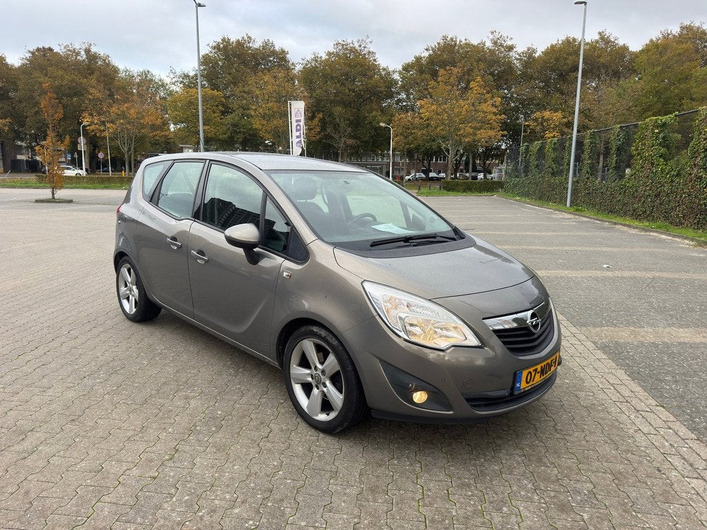 Opel Meriva 1.4 Edition, Voorwielaandrijving, Euro 5, Gebruikt, 4 cilinders