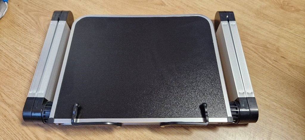 Verstelbare Laptopstandaard / Boekenstandaard, Ophalen of Verzenden, Zo goed als nieuw, Onbekend, In diepte verstelbaar