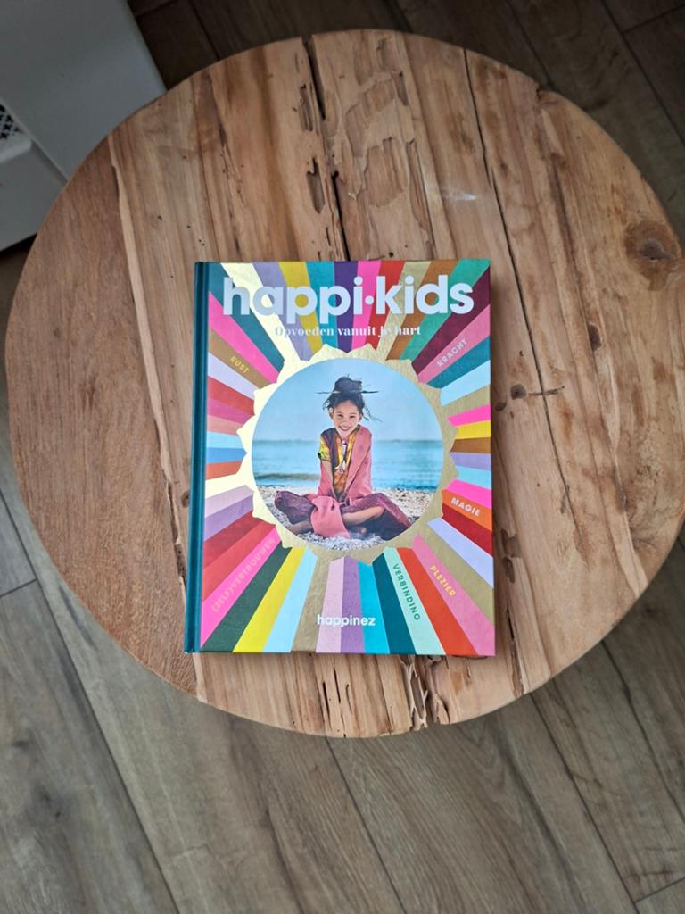 Happinez - Happi.kids, Boeken, Ophalen of Verzenden, Zo goed als nieuw, Happinez