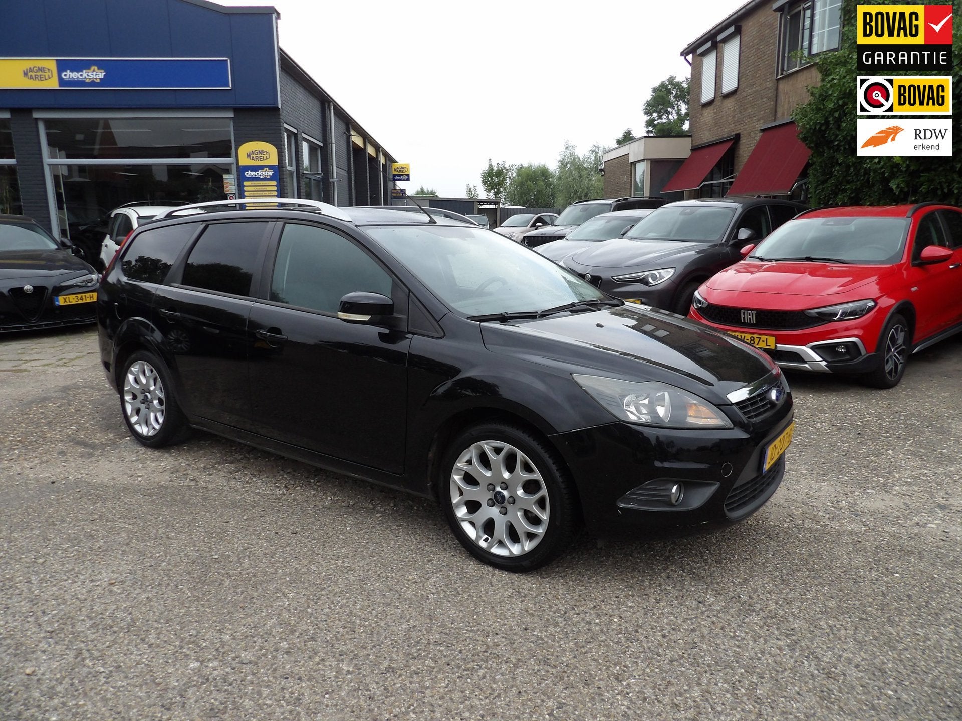 Ford Focus Wagon 1.6 Trend / Trekhaak / incl extra set winte, 1596 cc, Gebruikt, 4 cilinders, Electronic Stability Program (ESP)