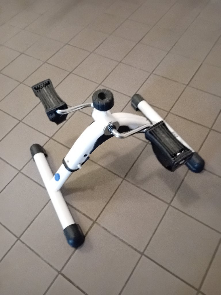 Mini Hometrainer - Compact, Ophalen, Zo goed als nieuw, Metaal, Benen