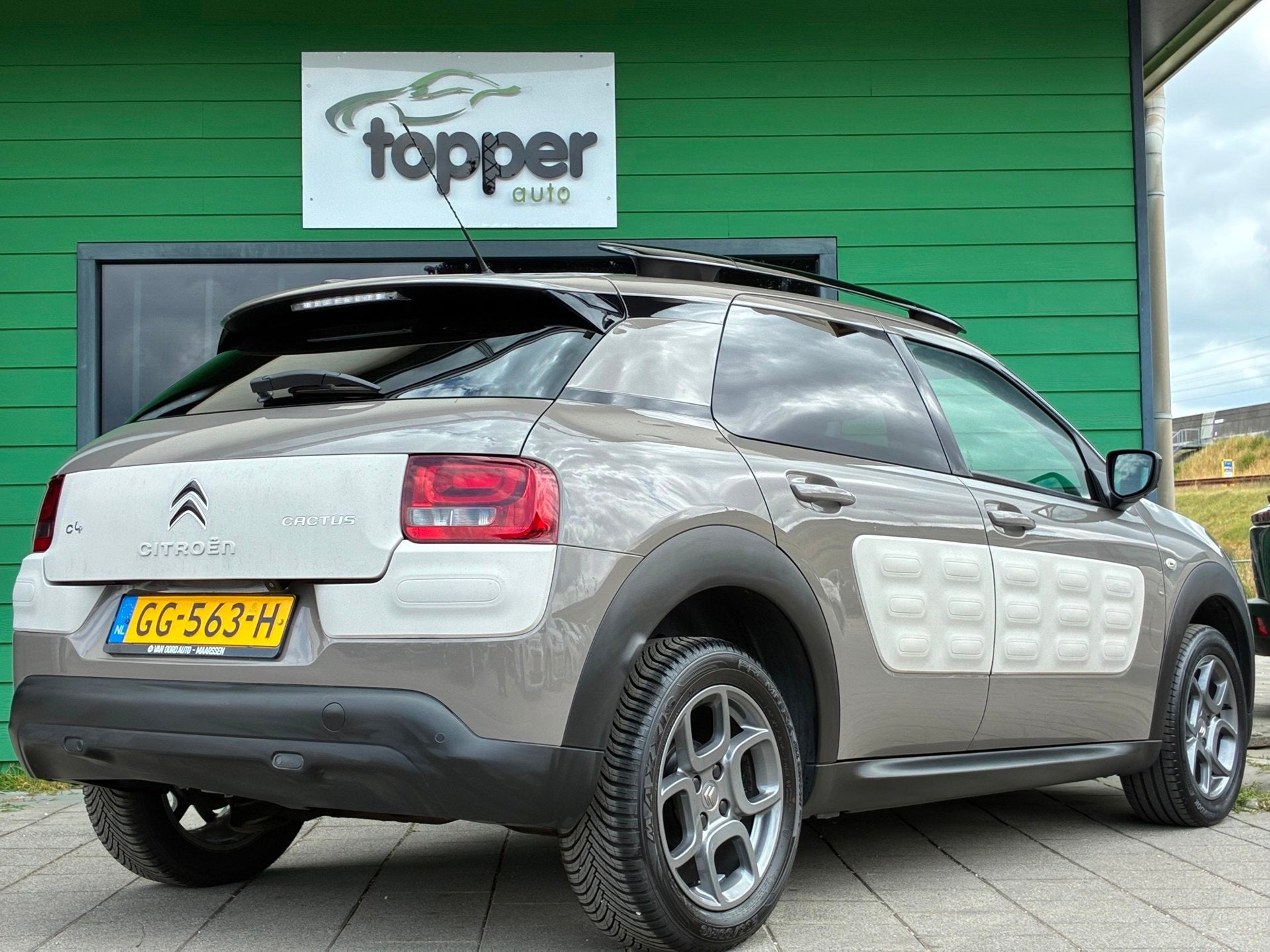 Citroen C4 Cactus 1.2 e-VTi Shine|2e Eigenaar|Automaat|D-Rie, Auto's, Citroën, Bruin, 82 pk, 23 km/l, Origineel Nederlands