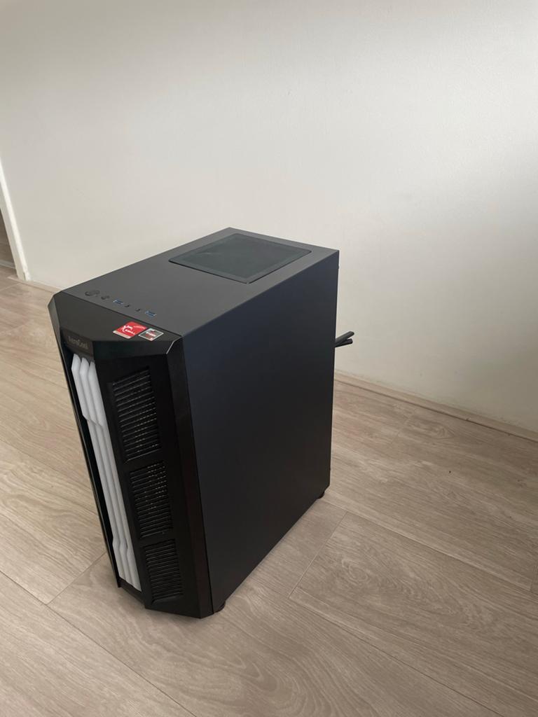 Gaming PC met AMD Ryzen processor en videokaart, Ophalen of Verzenden, Zo goed als nieuw, Gaming, SSD