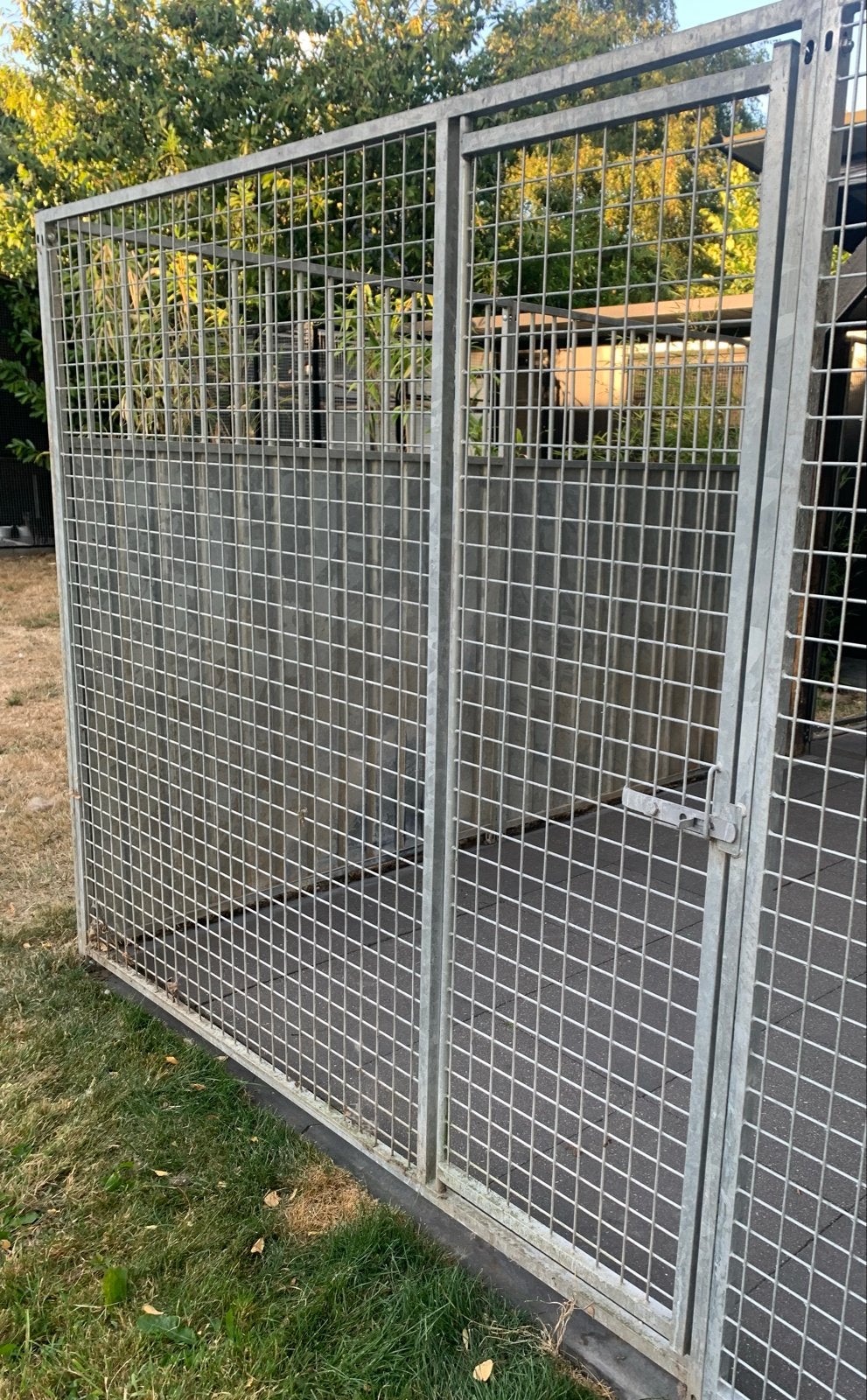 Kattenren deel met deur., Ophalen, Gebruikt